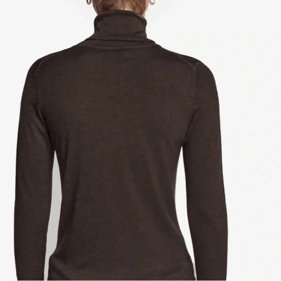 Banana Republic Cashmere women’s  sweater - Picture 3 of 6